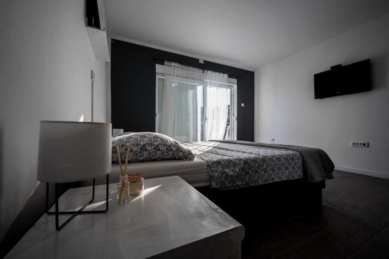Hedonist Apartment Šibenik Kültér fotó