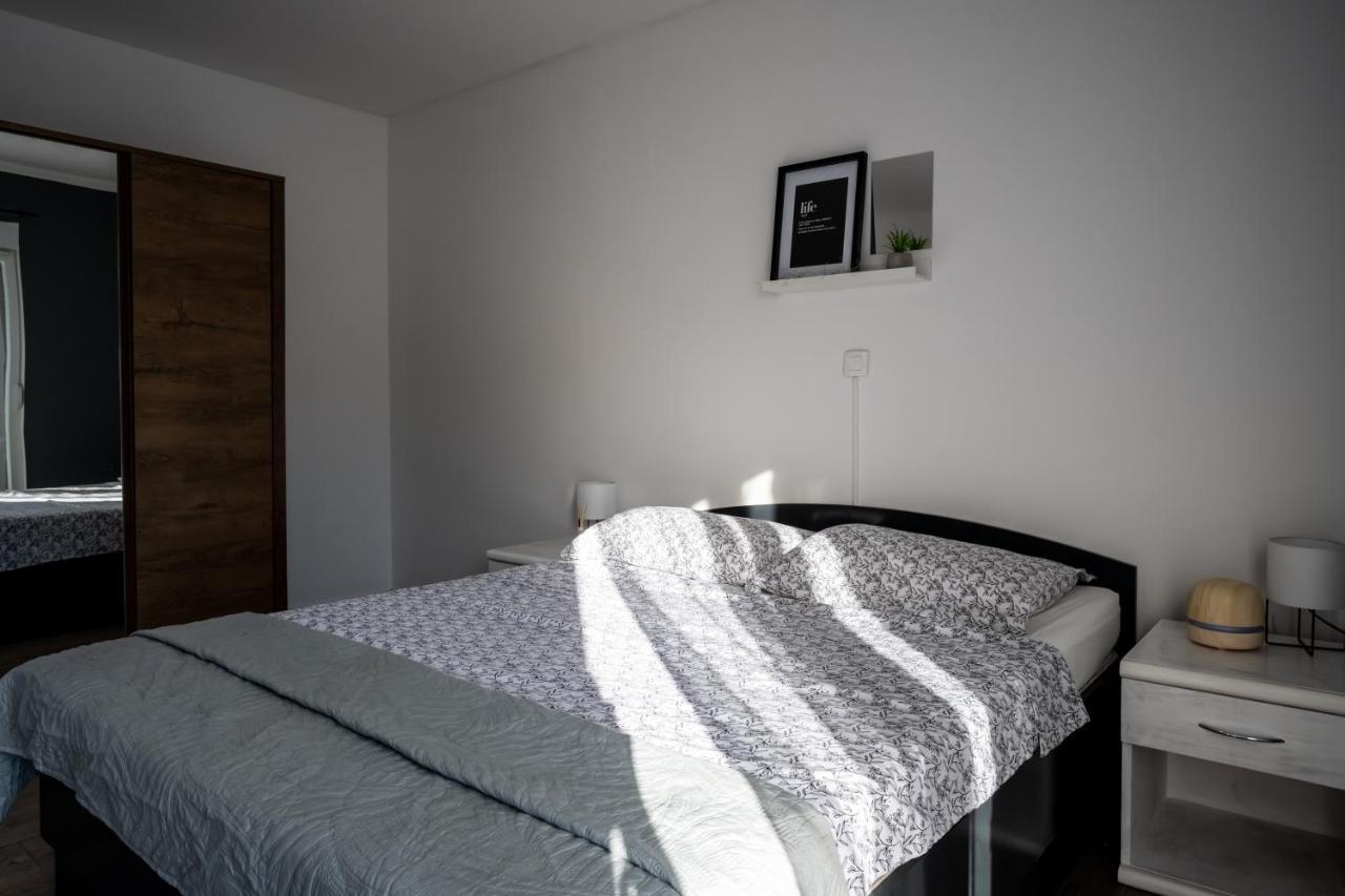 Hedonist Apartment Šibenik Kültér fotó